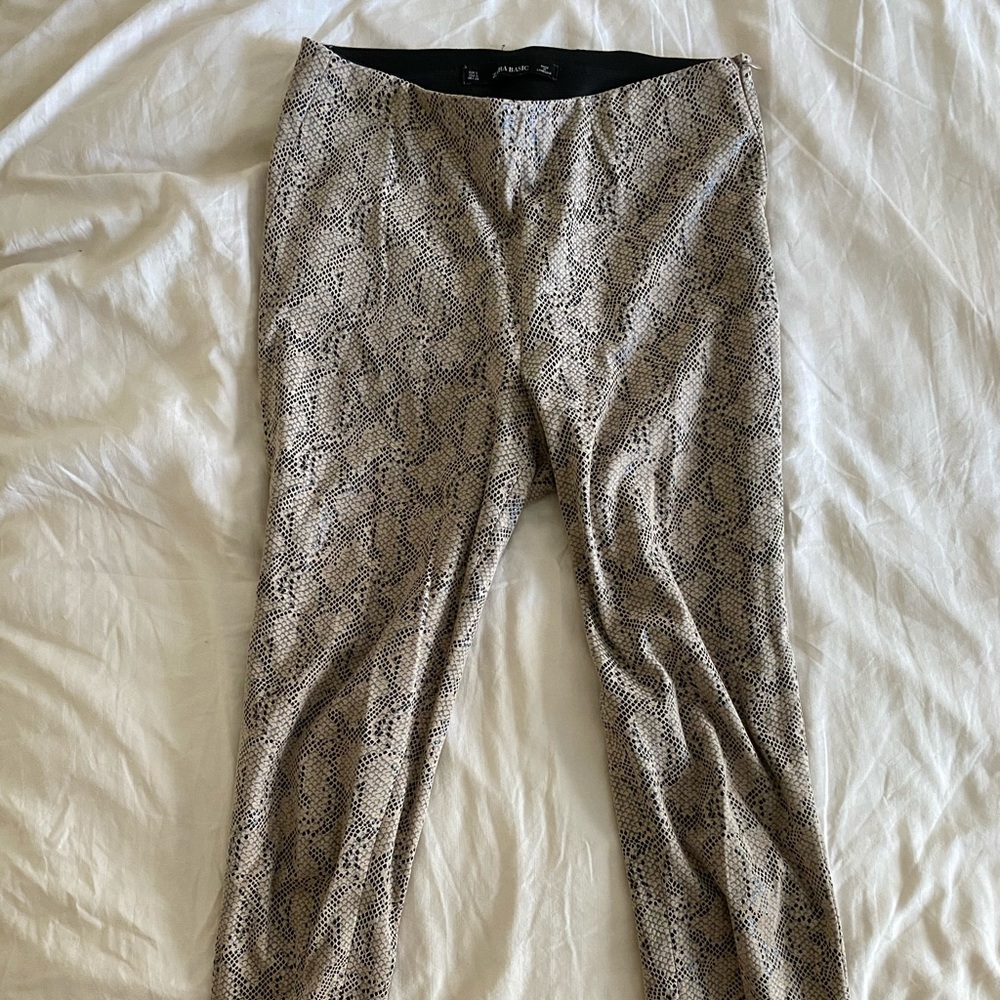 Zara leggins snake print